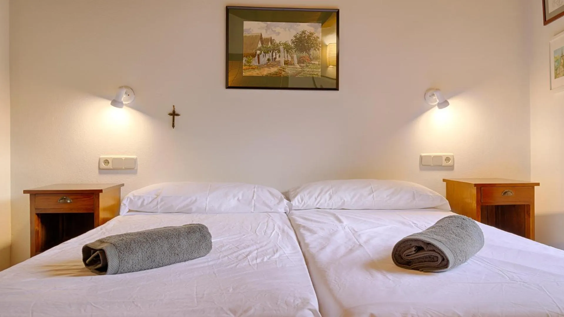 Casa Pincela Benos 0*,